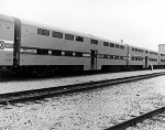 Amtrak Gallery Coach-Buf.-Lou. 9600